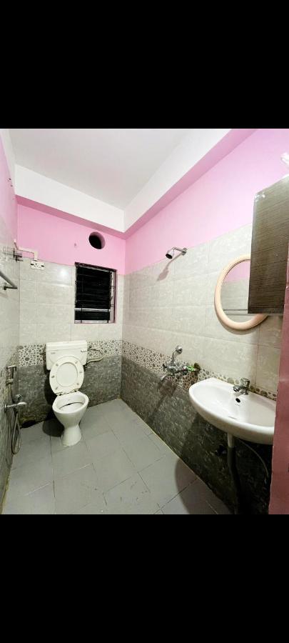 Panah . Apartment กูวาฮาติ ภายนอก รูปภาพ